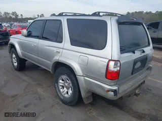 2001 Toyota 4Runner SR5 with VIN JT3GN86R410210918, listed as a IAAI auction lot 41607086 with 267,219 mi miles. Bid and sale history available at carsss.com. Image 3.