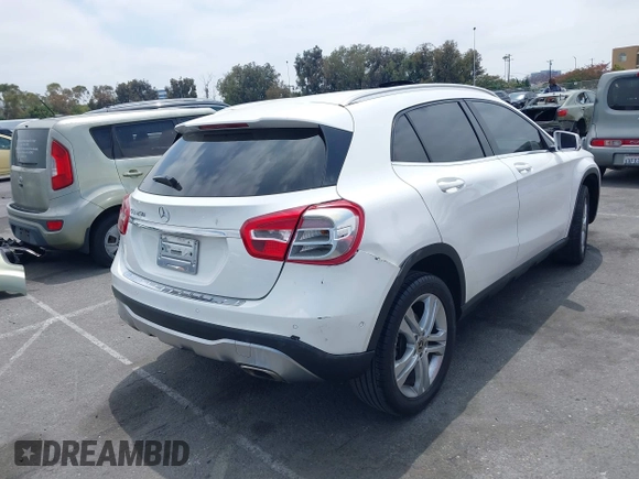 2018 Mercedes-Benz GLA 250 z VIN WDCTG4EBXJJ479396, wystawiony jako IAAI lot #42432247 z przebiegiem 83 856 mil mil oraz . Historia ofert i sprzedaży dostępna na DreamBid. Obrazek 4.