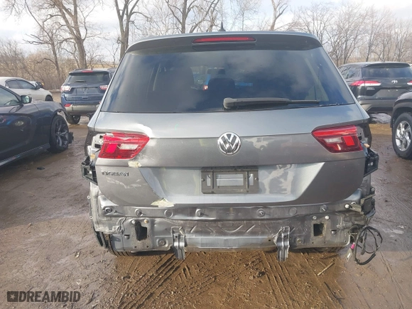 2021 Volkswagen Tiguan S with VIN 3VV1B7AX9MM075450, listed as a IAAI auction lot 41509295 with 69,097 mi miles. Bid and sale history available at carsss.com. Image 17.