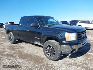 2011 GMC Sierra 1500 Work Truck with VIN 1GTR2TE38BZ257640, listed as a IAAI auction lot 41339593 with 171,187 mi miles. Bid and sale history available at carsss.com. Image 1.