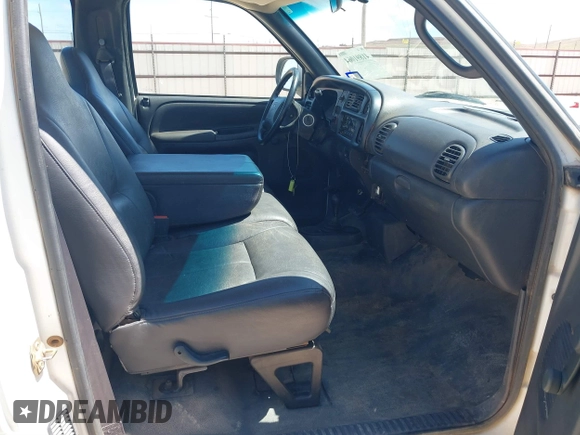 1999 Dodge Ram 2500 with VIN 3B7KF26Z7XM582856, listed as a IAAI auction lot 41891064 with 26,179 mi miles. Bid and sale history available at carsss.com. Image 5.