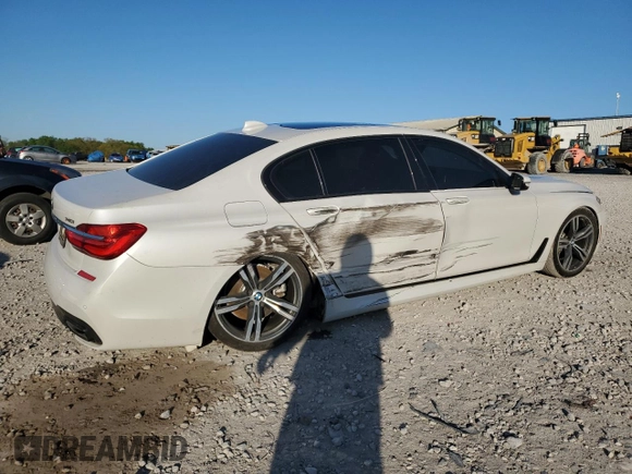 2019 BMW 7 Series 740i с VIN WBA7E2C51KB218262, выставлен на аукционе Copart как лот 52755095 с пробегом 55 082 миль миль и Списание • Salvage title. История ставок и продаж доступна на DreamBid. Изображение 3.