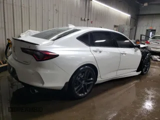 2025 Acura TLX w/A-Spec Package with VIN 19UUB6F5XSA000006, listed as a Copart auction lot 82973034 with 671 mi miles and Salvage Title. Bid and sale history available at DreamBid. Image 3.