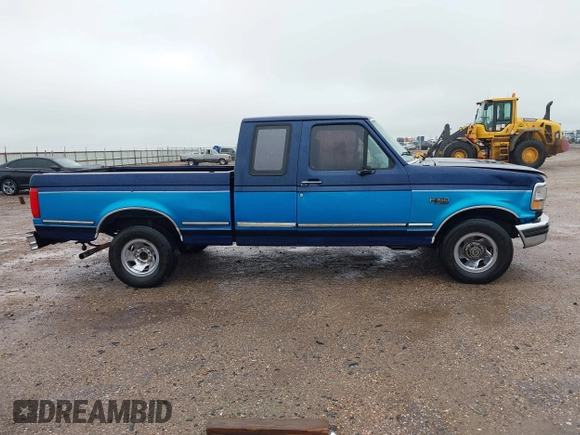 1995 Ford F-150 с VIN 1FTEX15N5SKA99806, выставлен на аукционе IAAI как лот 42162114 с пробегом Не указан миль и . История ставок и продаж доступна на DreamBid. Изображение 13.