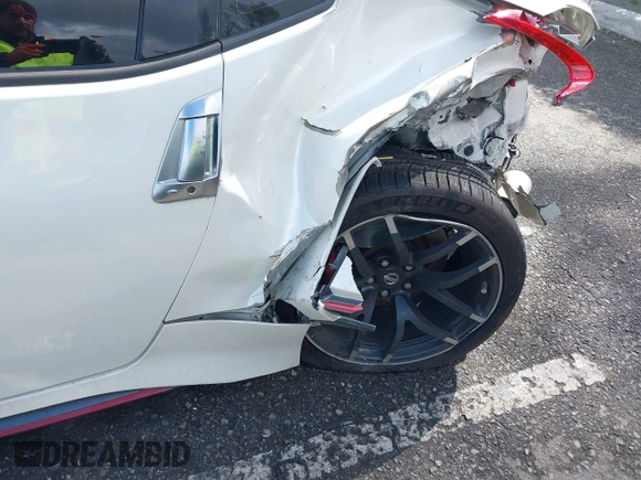 2017 Nissan 370Z with VIN JN1AZ4EH4HM950062, listed as a IAAI auction lot 39140973 with 86,259 mi miles. Bid and sale history available at carsss.com. Image 19.