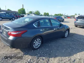 2018 Nissan Altima SV with VIN 1N4AL3AP0JC208507, listed as a IAAI auction lot 42171391 with 181,210 mi miles and . Bid and sale history available at carsss.com. Image 4.
