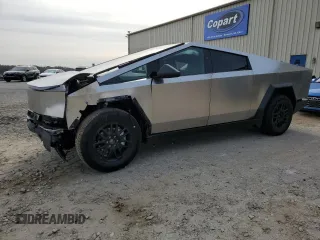 2024 Tesla Cybertruck z VIN 7G2CEHED0RA050866, wystawiony jako Copart lot #83404034 z przebiegiem 264 mil mil oraz Szkody całkowita. Historia ofert i sprzedaży dostępna na DreamBid. Obrazek 1.