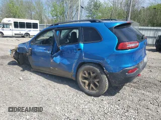 2018 Jeep Cherokee Trailhawk with VIN 1C4PJMBB4JD502876, listed as a Copart auction lot 54235325 with 87,635 mi miles and Salvage title. Bid and sale history available at DreamBid. Image 2.