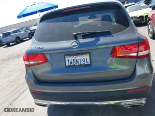 2017 Mercedes-Benz GLC with VIN WDC0G4JB9HF172775, listed as a IAAI auction lot 41865330 with 55,917 mi miles. Bid and sale history available at carsss.com. Image 17.