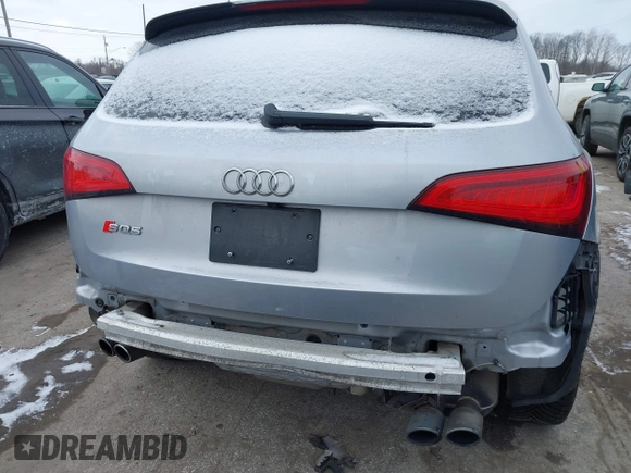 2016 Audi SQ5 Premium Plus with VIN WA1CCAFP6GA078389, listed as a IAAI auction lot 41315181 with 153,918 mi miles. Bid and sale history available at carsss.com. Image 6.