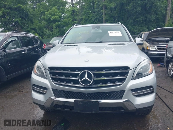 2014 Mercedes-Benz M 350 with VIN 4JGDA5HB6EA366706, listed as a IAAI auction lot 42519085 with 131,638 mi miles and . Bid and sale history available at DreamBid. Image 12.