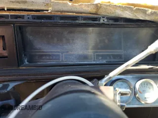1983 Oldsmobile Cutlass Supreme z VIN 1G3AR47A2DM503155, wystawiony jako Copart lot #85253274 z przebiegiem Nie podano mil oraz Szkoda całkowita • Salvage title. Historia ofert i sprzedaży dostępna na DreamBid. Obrazek 9.
