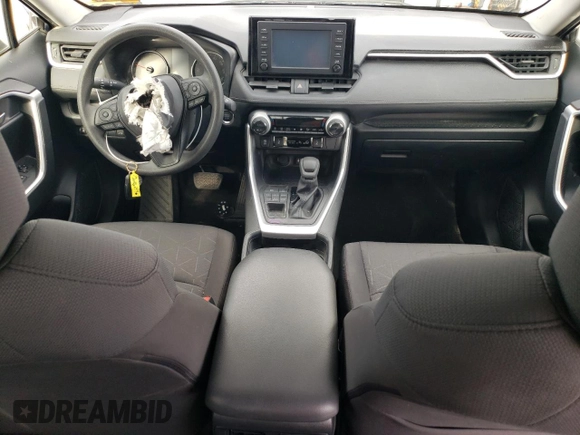2019 Toyota RAV4 XLE with VIN JTMP1RFV8KD513544, listed as a Copart auction lot 82699354 with 43,562 mi miles and Salvage Title. Bid and sale history available at DreamBid. Image 8.