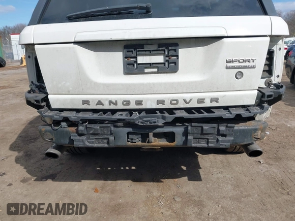 2011 Land Rover Range Rover Sport SC z VIN SALSH2E4XBA715091, wystawiony jako IAAI lot #41689486 z przebiegiem 157 470 mil mil oraz . Historia ofert i sprzedaży dostępna na DreamBid. Obrazek 6.