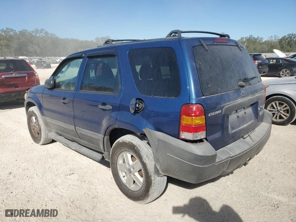 2007 Ford Escape XLS with VIN 1FMYU92Z87KA89317, listed as a Copart auction lot 82531204 with 110,686 mi miles and Salvage Title. Bid and sale history available at carsss.com. Image 2.