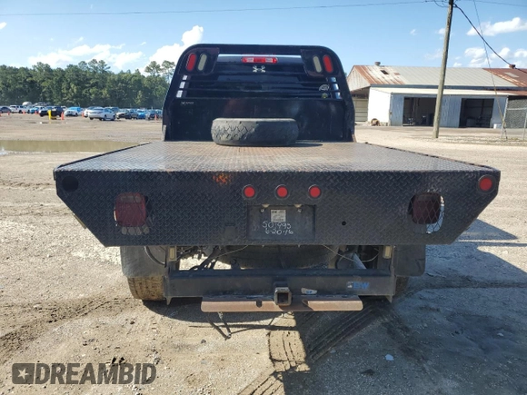 2016 Ram 2500 Tradesman with VIN 3C6UR4HL1GG100909, listed as a Copart auction lot 58343305 with 537,710 mi miles and Salvage title. Bid and sale history available at DreamBid. Image 6.