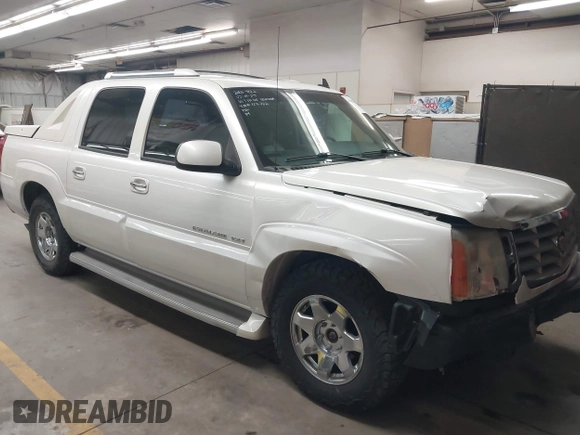 2006 Cadillac Escalade EXT z VIN 3GYEK62NX6G127722, wystawiony jako IAAI lot #41802667 z przebiegiem 127 581 mil mil oraz . Historia ofert i sprzedaży dostępna na DreamBid. Obrazek 1.
