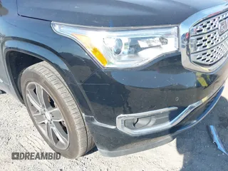 2017 GMC Acadia Denali with VIN 1GKKNPLSXHZ206132, listed as a IAAI auction lot 41507587 with 138,266 mi miles. Bid and sale history available at carsss.com. Image 18.