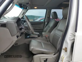 2007 Jeep Commander Sport with VIN 1J8HH48P37C616264, listed as a Copart auction lot 87237874 with 151,142 mi miles and Salvage Title. Bid and sale history available at carsss.com. Image 7.