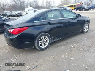 2011 Hyundai Sonata GLS with VIN 5NPEB4AC6BH015107, listed as a IAAI auction lot 42119637 with 321,079 mi miles. Bid and sale history available at carsss.com. Image 4.
