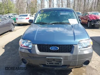 2006 Ford Escape XLS with VIN 1FMYU02Z06KA68584, listed as a IAAI auction lot 41887104 with 257,855 mi miles and . Bid and sale history available at DreamBid. Image 12.