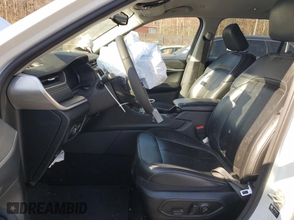 2023 Jeep Grand Cherokee Limited with VIN 1C4RJKBG2P8886599, listed as a Copart auction lot 50160645 with 43,806 mi miles and Salvage title. Bid and sale history available at DreamBid. Image 7.