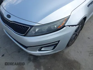 2015 Kia Optima EX with VIN 5XXGN4A70FG360623, listed as a IAAI auction lot 42112315 with 262,058 mi miles and . Bid and sale history available at carsss.com. Image 6.