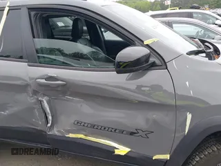 2022 Jeep Cherokee X z VIN 1C4PJMCX0ND555770, wystawiony jako IAAI lot #42107885 z przebiegiem 42 302 mil mil oraz . Historia ofert i sprzedaży dostępna na DreamBid. Obrazek 6.
