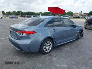 2020 Toyota Corolla LE with VIN 5YFEPRAE2LP070450, listed as a IAAI auction lot 40061850 with 62,850 mi miles. Bid and sale history available at carsss.com. Image 4.