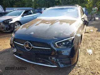 2023 Mercedes-Benz E 350 with VIN W1KZF8EB8PB188818, listed as a IAAI auction lot 40215908 with Not Provided miles and . Bid and sale history available at DreamBid. Image 11.