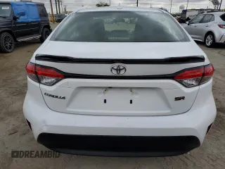 2024 Toyota Corolla LE with VIN JTDB4MEEXR3016274, listed as a Copart auction lot 51853975 with 15,953 mi miles and Salvage Title. Bid and sale history available at carsss.com. Image 6.
