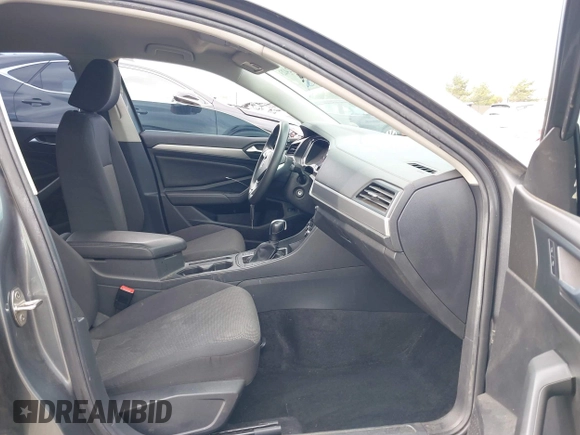 2019 Volkswagen Jetta S with VIN 3VWC57BU3KM018416, listed as a IAAI auction lot 42012423 with 117,832 mi miles and . Bid and sale history available at DreamBid. Image 5.