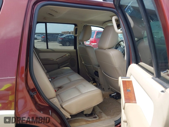 2010 Ford Explorer Eddie Bauer z VIN 1FMEU6EE6AUA73414, wystawiony jako IAAI lot #42279145 z przebiegiem 177 803 mil mil oraz . Historia ofert i sprzedaży dostępna na DreamBid. Obrazek 8.