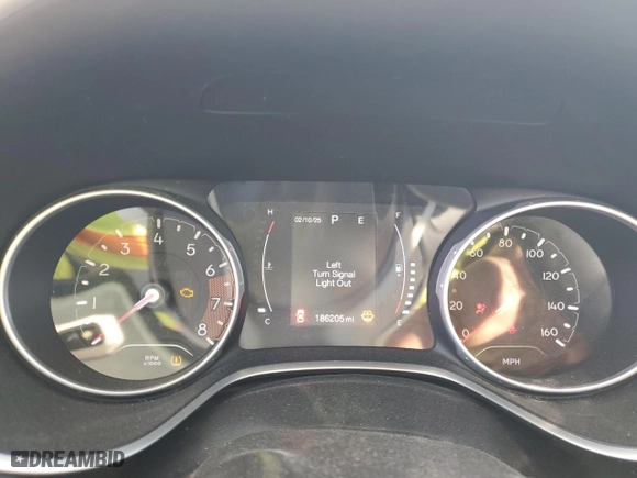 2018 Jeep Compass Latitude with VIN 3C4NJCBB0JT467751, listed as a Copart auction lot 44559865 with 186,205 mi miles and Clean Title. Bid and sale history available at carsss.com. Image 9.