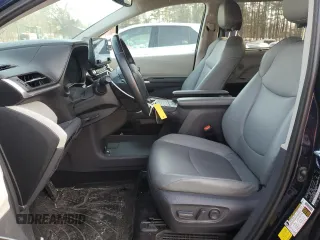 2021 Toyota Sienna XLE with VIN 5TDJSKFC0MS010512, listed as a Copart auction lot 45973985 with 86,234 mi miles and Salvage Title. Bid and sale history available at carsss.com. Image 7.