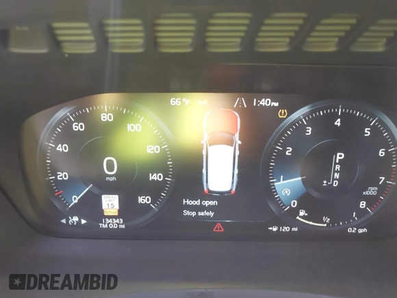 2016 Volvo XC90 T6 Momentum with VIN YV4A22PKXG1041156, listed as a IAAI auction lot 42208817 with 134,343 mi miles and . Bid and sale history available at DreamBid. Image 7.