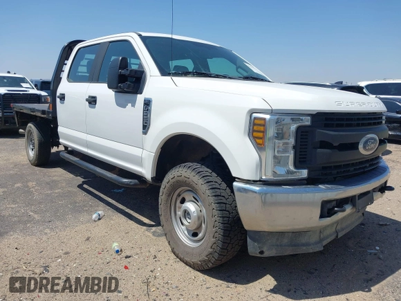 2019 Ford F-250 XL с VIN 1FD7W2B61KEG48751, выставлен на аукционе IAAI как лот 42595513 с пробегом Не указан миль и . История ставок и продаж доступна на DreamBid. Изображение 1.