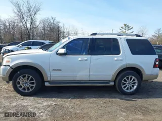 2006 Ford Explorer Eddie Bauer with VIN 1FMEU74E76UA10983, listed as a IAAI auction lot 41793673 with 118,696 mi miles. Bid and sale history available at carsss.com. Image 14.