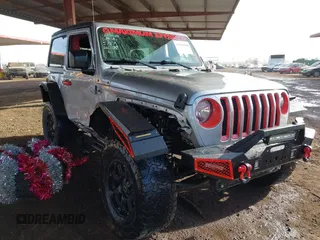 2020 Jeep Wrangler Sport S с VIN 1C4GJXAN9LW135767, выставлен на аукционе IAAI как лот 41236318 с пробегом 62 951 миль миль и . История ставок и продаж доступна на DreamBid. Изображение 1.