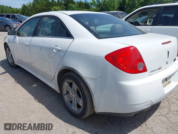 2009 Pontiac G6 1SB z VIN 1G2ZJ57B094267612, wystawiony jako IAAI lot #42467721 z przebiegiem 160 532 mil mil oraz . Historia ofert i sprzedaży dostępna na DreamBid. Obrazek 3.