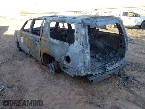 2019 Chevrolet Suburban LT with VIN 1GNSCHKC2KR395939, listed as a IAAI auction lot 41407596 with Not Provided miles and . Bid and sale history available at DreamBid. Image 3.