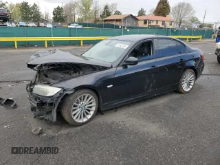 2011 BMW 3 Series 328i z VIN WBAPH7G56BNN02385, wystawiony jako Copart lot #55160765 z przebiegiem Nie podano mil oraz Szkoda całkowita • Salvage title. Historia ofert i sprzedaży dostępna na DreamBid. Obrazek 1.