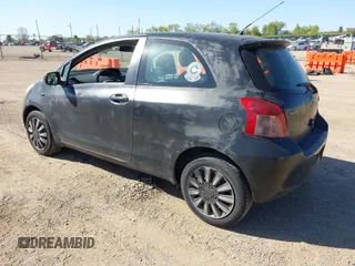 2007 Toyota Yaris with VIN JTDJT923675137562, listed as a IAAI auction lot 42234501 with 211,072 mi miles and . Bid and sale history available at DreamBid. Image 3.