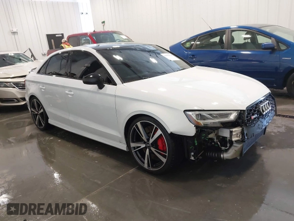 2019 Audi RS 3 z VIN WUABWGFF2KA900300, wystawiony jako IAAI lot #41553334 z przebiegiem 46 004 mil mil oraz . Historia ofert i sprzedaży dostępna na DreamBid. Obrazek 1.