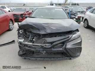 2022 Toyota Camry SE with VIN 4T1G11AK2NU695689, listed as a Copart auction lot 86192534 with 54,363 mi miles and Salvage Title. Bid and sale history available at carsss.com. Image 5.