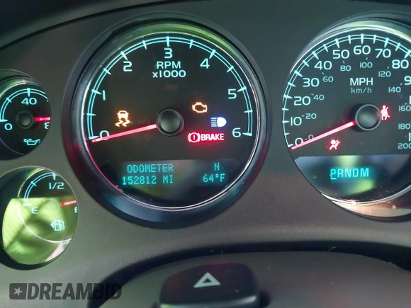 2014 Chevrolet Suburban LT with VIN 1GNSCJE04ER230536, listed as a IAAI auction lot 41666737 with 152,812 mi miles. Bid and sale history available at carsss.com. Image 7.