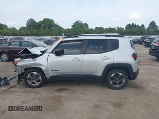 2017 Jeep Renegade Sport с VIN ZACCJAAB9HPE50588, выставлен на аукционе IAAI как лот 42418411 с пробегом 112 096 миль миль и . История ставок и продаж доступна на DreamBid. Изображение 13.