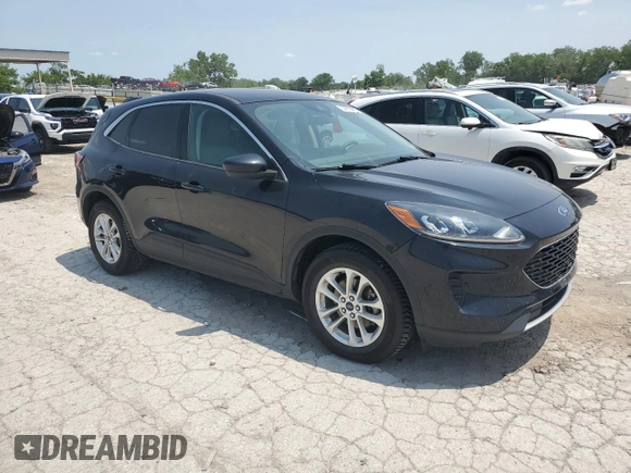 2020 Ford Escape SE with VIN 1FMCU0G63LUC01251, listed as a Copart auction lot 58978395 with 47,845 mi miles and Salvage title. Bid and sale history available at DreamBid. Image 4.