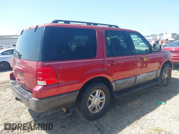 2005 Ford Expedition Special Service with VIN 1FMPU15575LA27338, listed as a IAAI auction lot 42727192 with 225,491 mi miles and . Bid and sale history available at DreamBid. Image 4.
