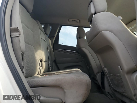 2011 Jeep Grand Cherokee Laredo with VIN 1J4RR4GG2BC581987, listed as a Copart auction lot 64072515 with 213,607 mi miles and Clean title. Bid and sale history available at DreamBid. Image 11.